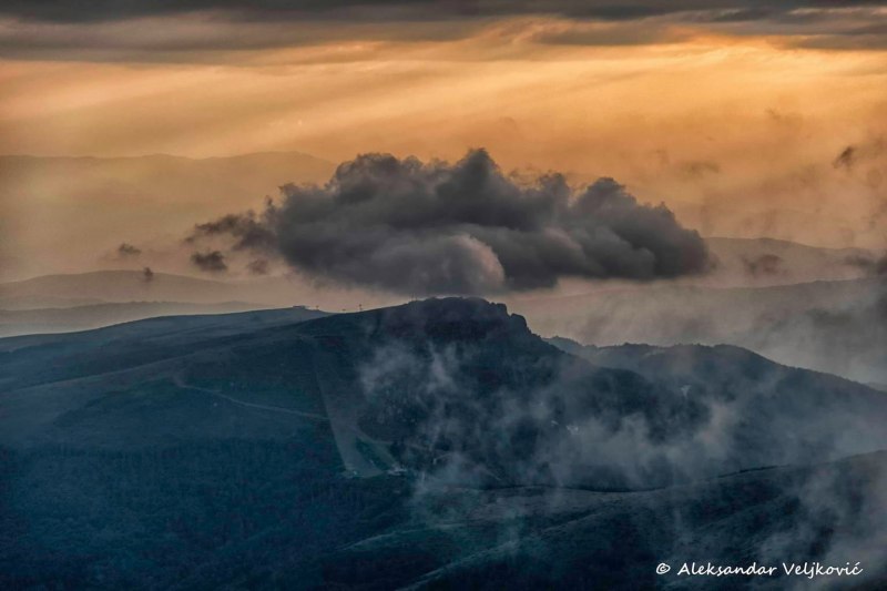 Cloud above Babin Zub